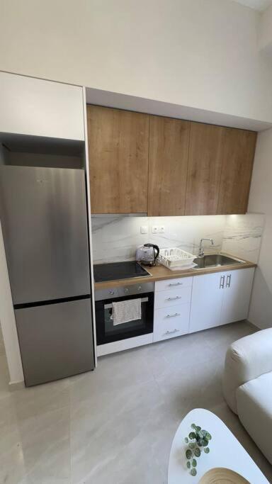 New Center Apartment Near Metro Athene Buitenkant foto