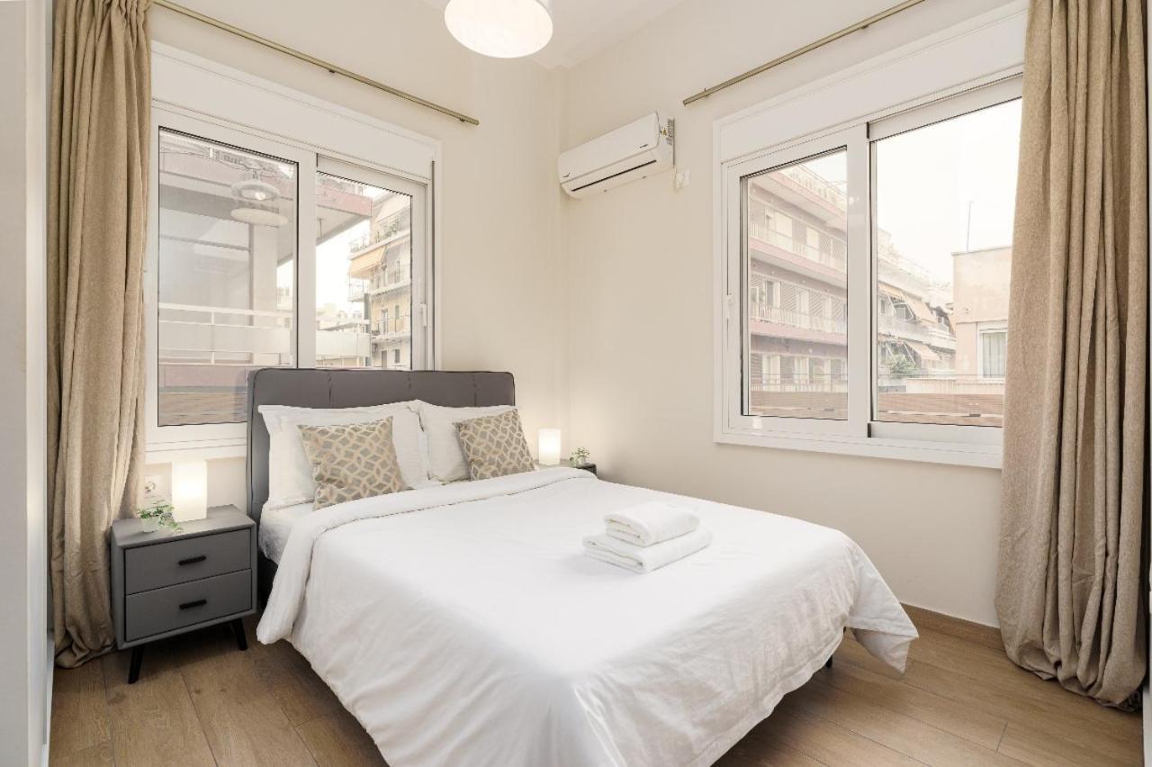 New Center Apartment Near Metro Athene Buitenkant foto
